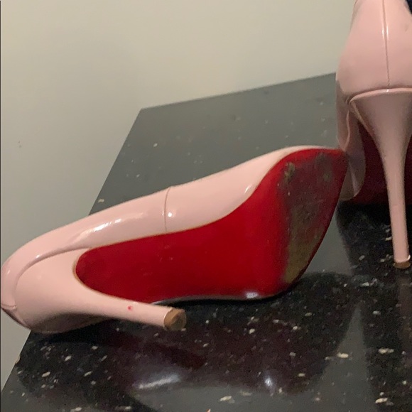 INSPIRED HEELS - Picture 3 of 3